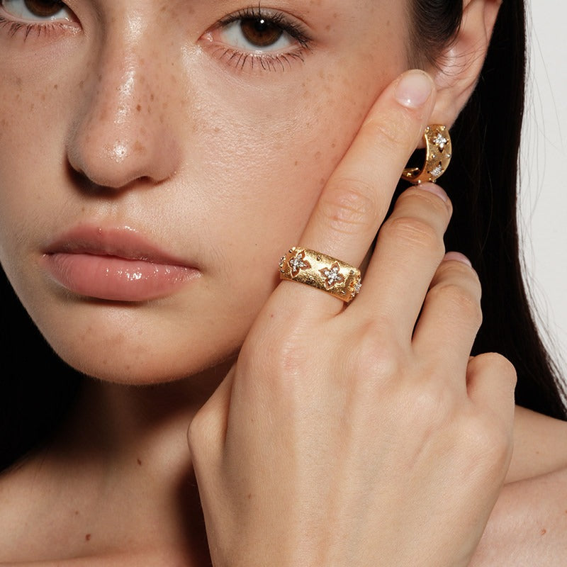 Stellar Relief Ring