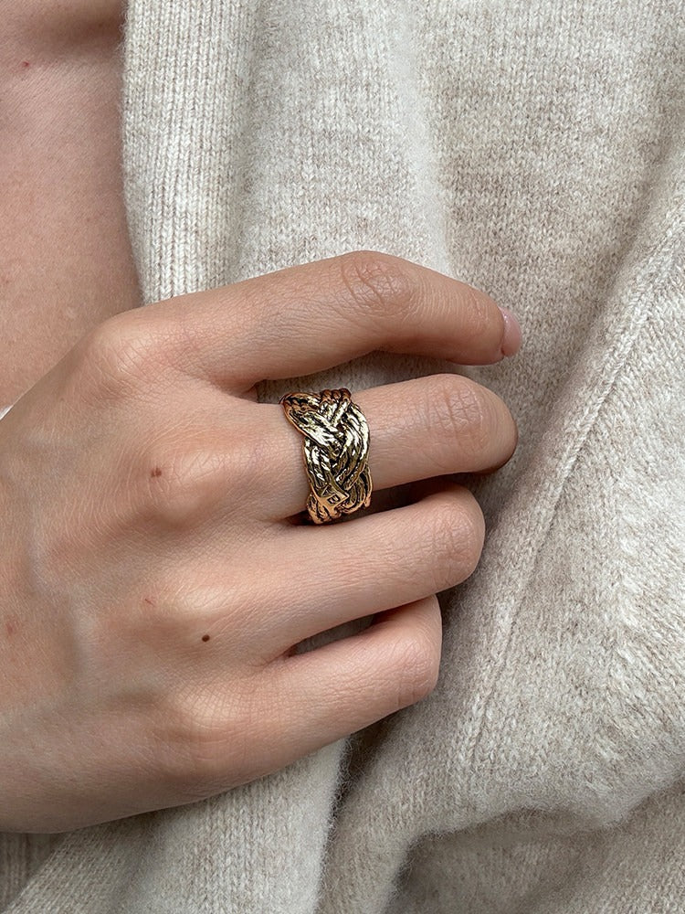 Braided Knot Ring