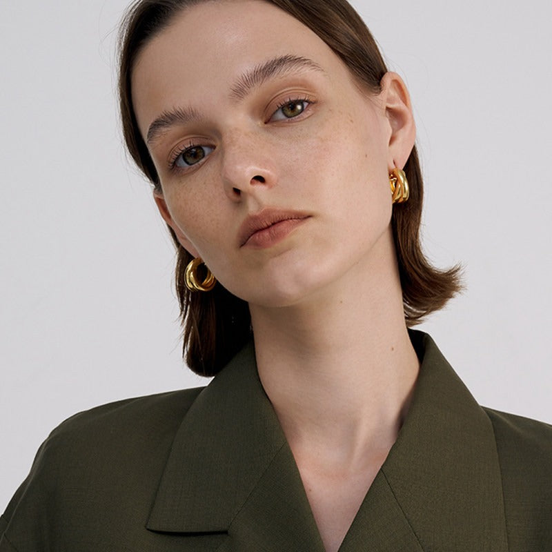 Bold Curve Hoop Earrings