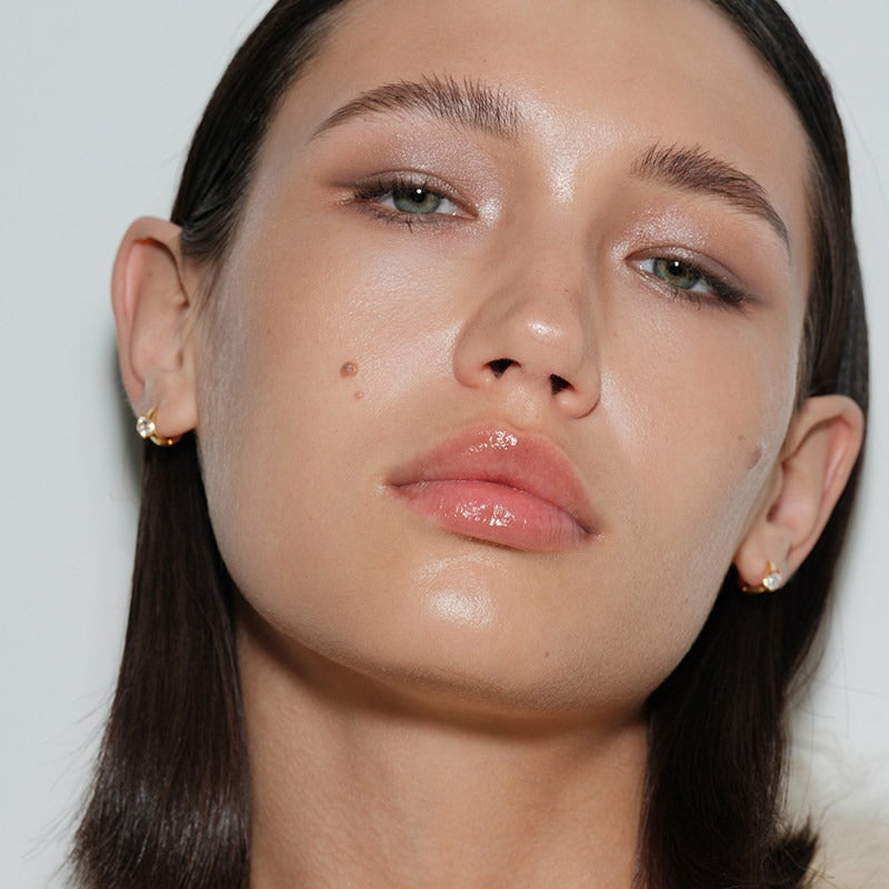 Solitaire Huggy Stud