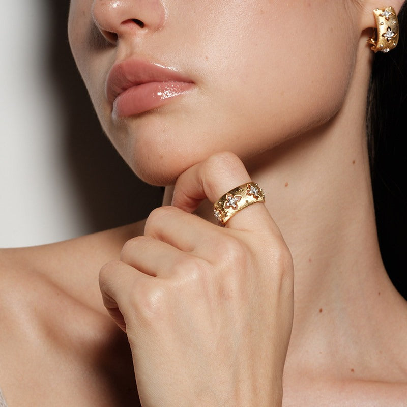 Stellar Relief Ring
