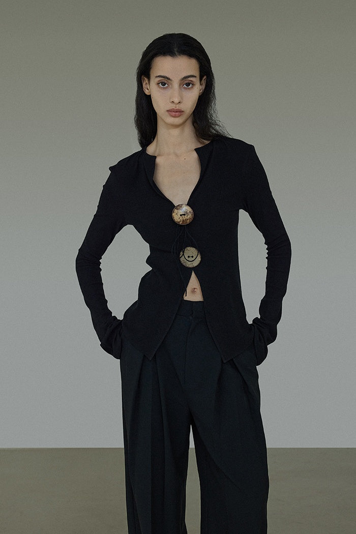 Chic V-Neck Knit: Urban Elegance