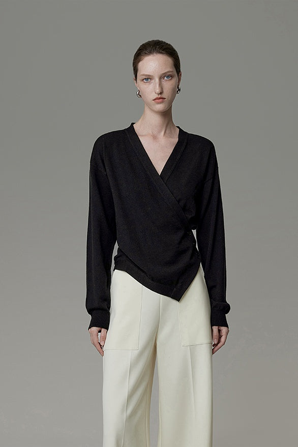 Chic V-Neck Knit Base Top