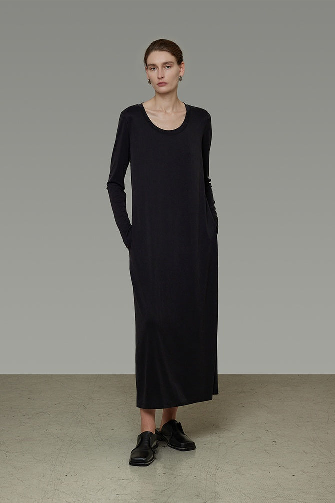 Effortless Chic Knit Midi Dress