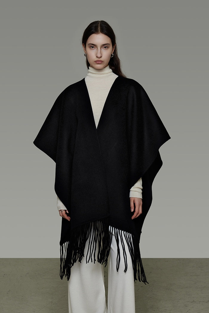 Chic Sculpted Cape Coat