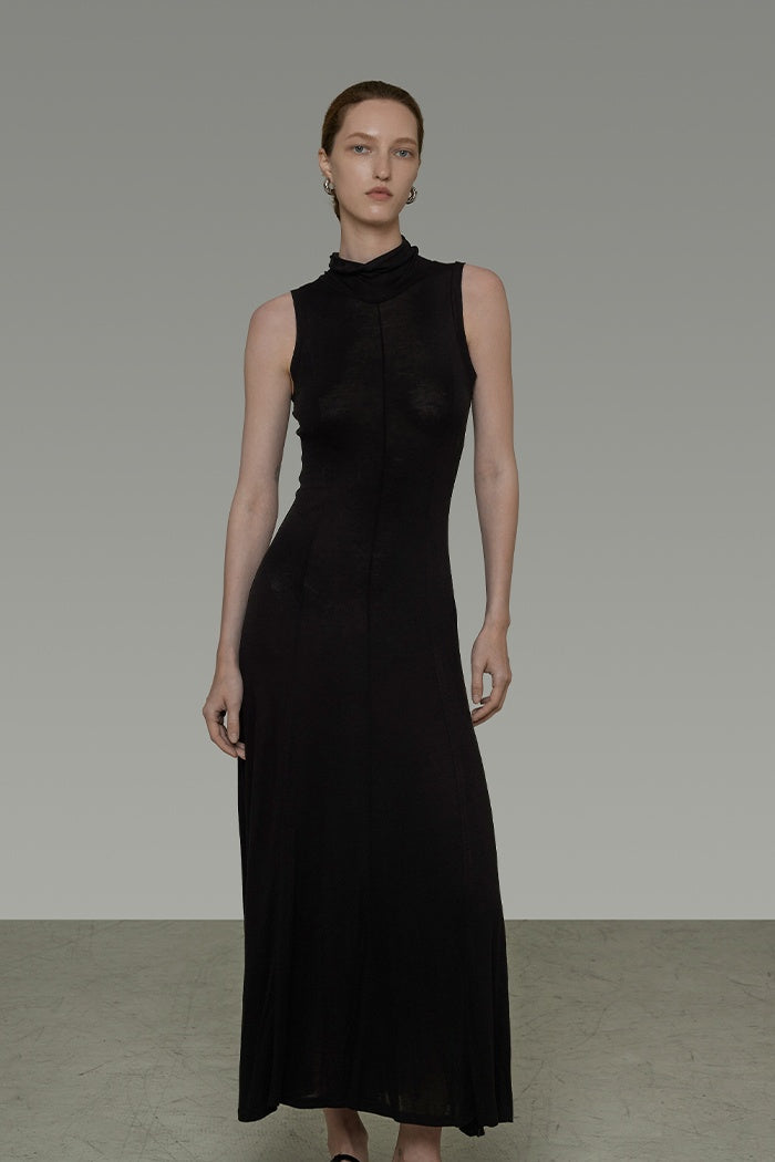 Quiet Luxury Sleeveless Knit Dress
