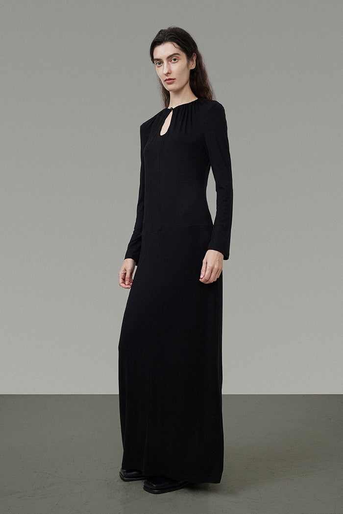 Effortless Chic Drop-Waist Maxi Dress