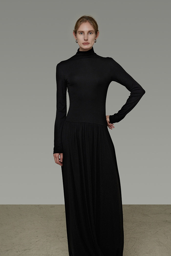 Silent Elegance Ribbed Knit Dress