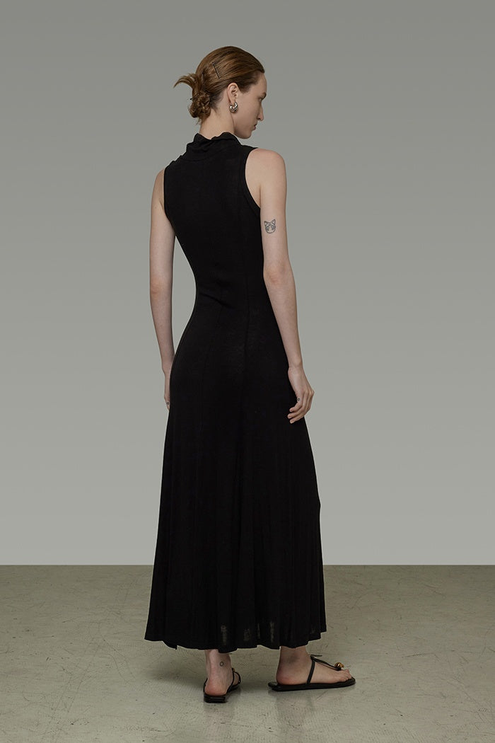 Quiet Luxury Sleeveless Knit Dress