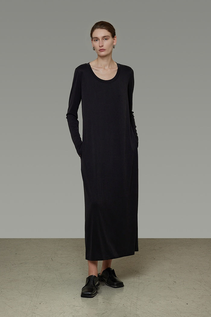 Effortless Chic Knit Midi Dress