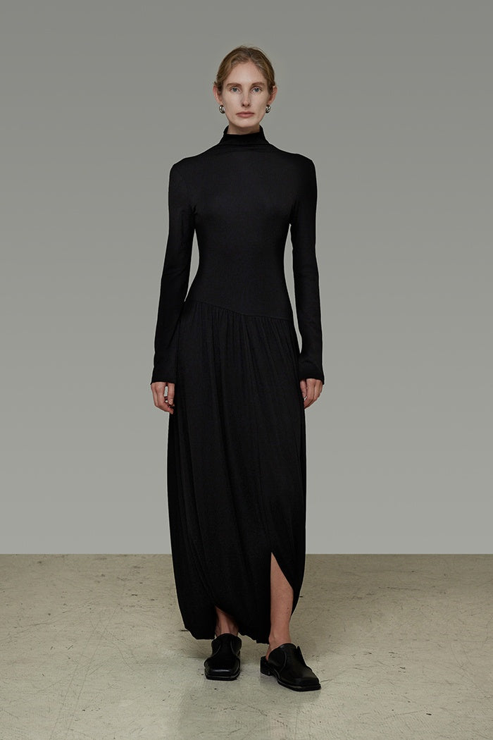 Silent Elegance Ribbed Knit Dress