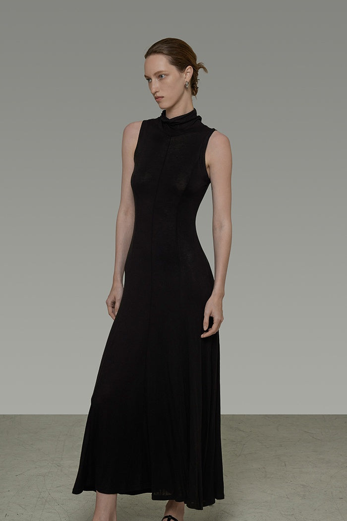Quiet Luxury Sleeveless Knit Dress