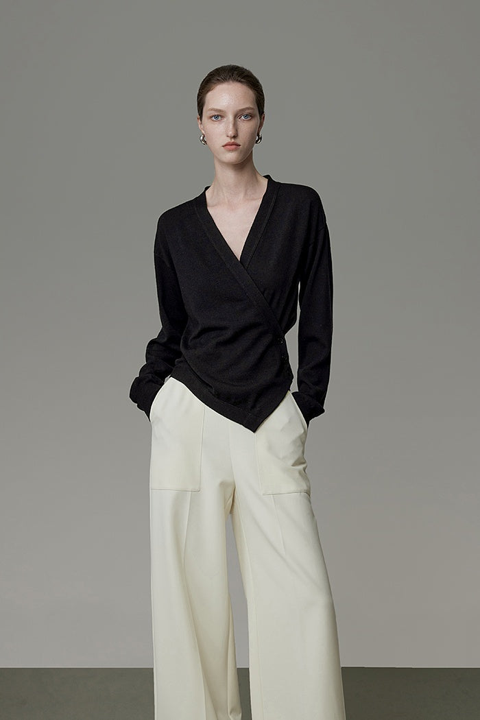 Chic V-Neck Knit Base Top