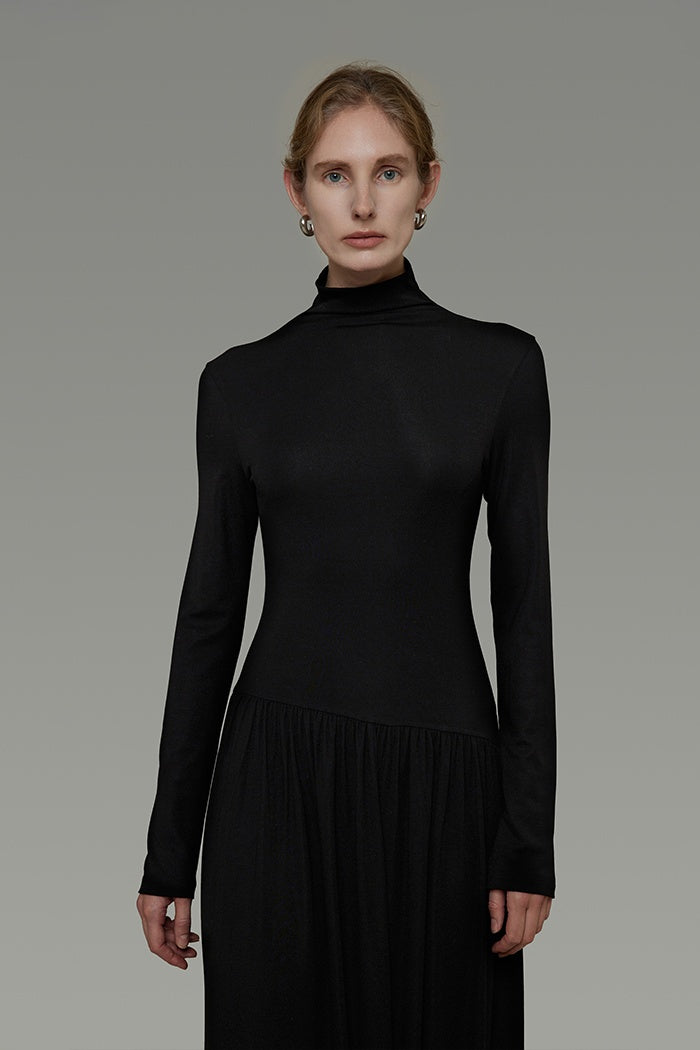 Silent Elegance Ribbed Knit Dress