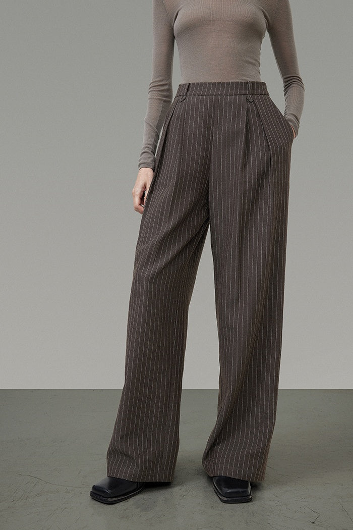 Effortless Chic Tailored Power Suit