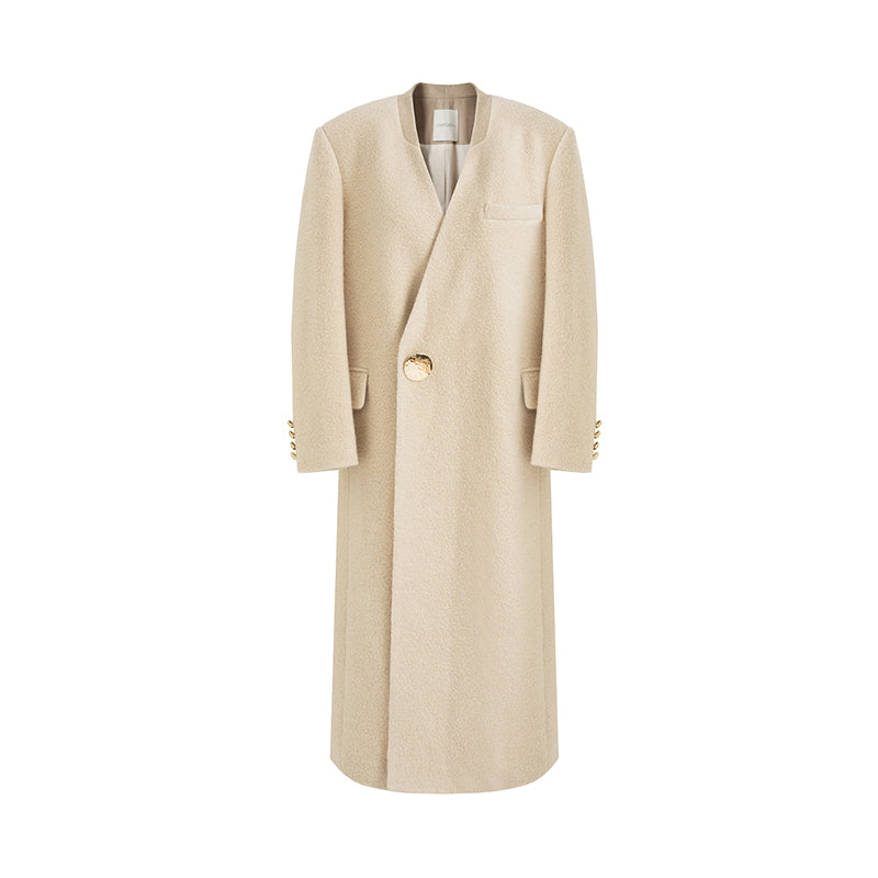 Effortless Wool Coat: The City Staple