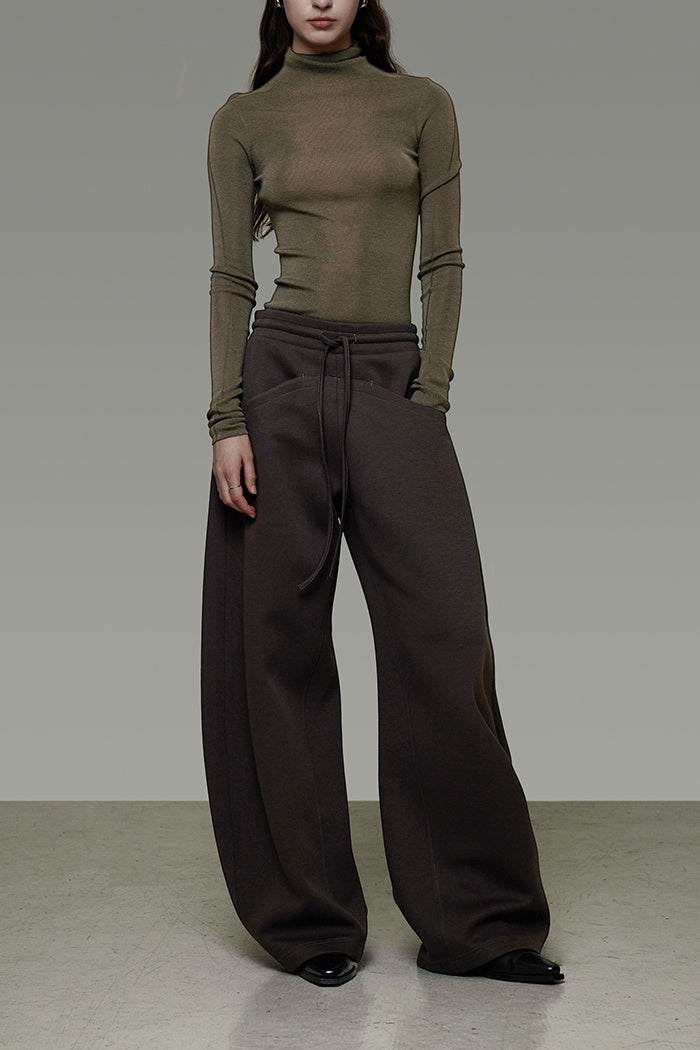 Quiet Structure Wide-Leg Trousers