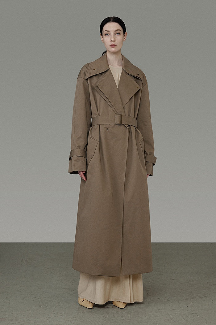 Timeless Trench Coat: Understated Luxury