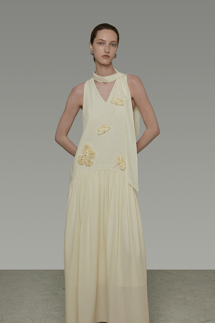 Sculpted Ribbon Flow Maxi Dress