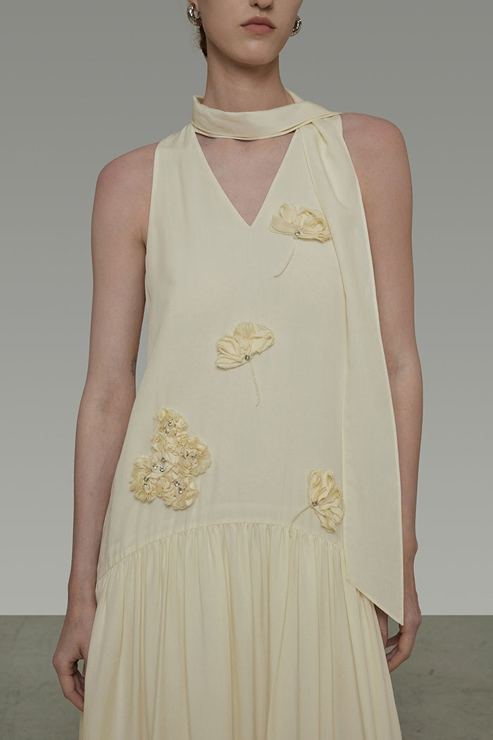 Sculpted Ribbon Flow Maxi Dress