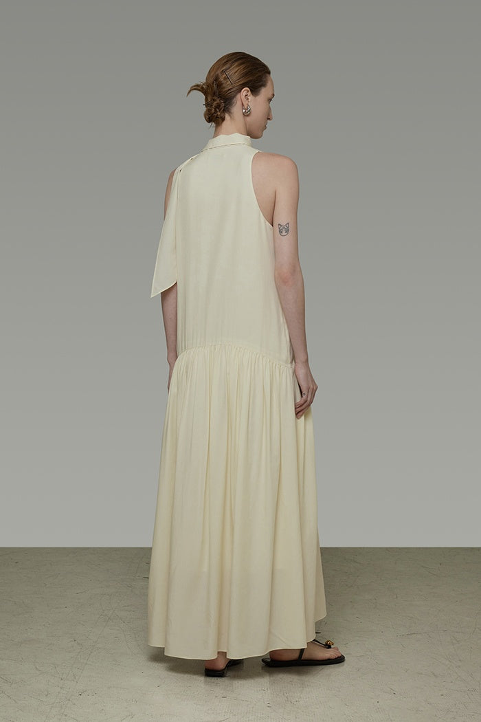 Sculpted Ribbon Flow Maxi Dress