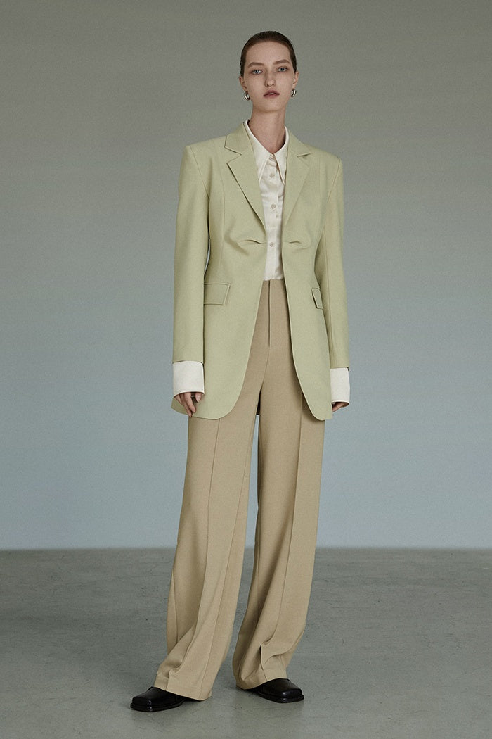 Tailored Chic: Emerald Sculpted Blazer
