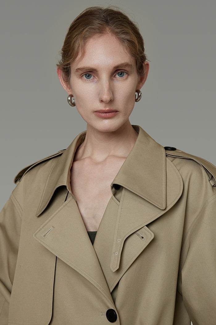 Timeless Trench: Urban Chic Layer