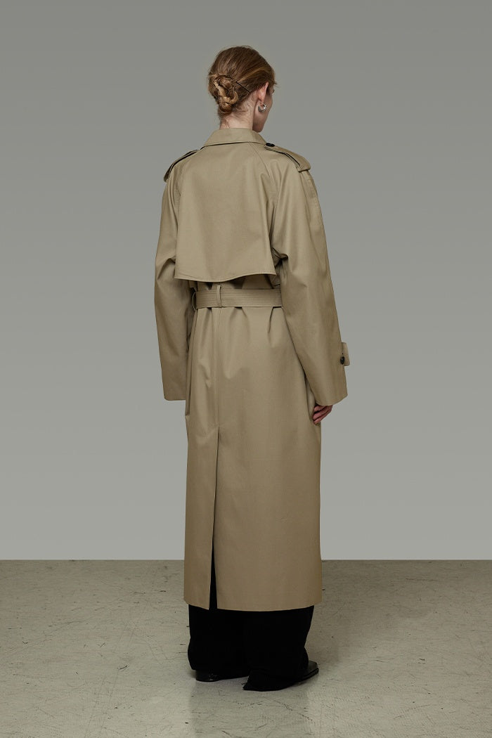 Timeless Trench: Urban Chic Layer
