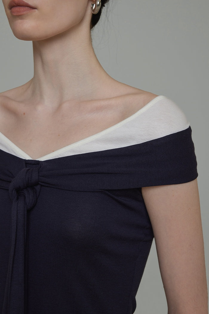 Chic Colorblock One-Shoulder Top