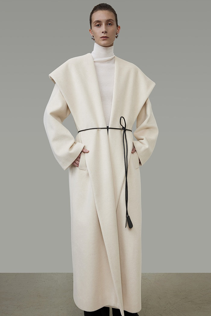 Timeless Wool Coat: Silent Power