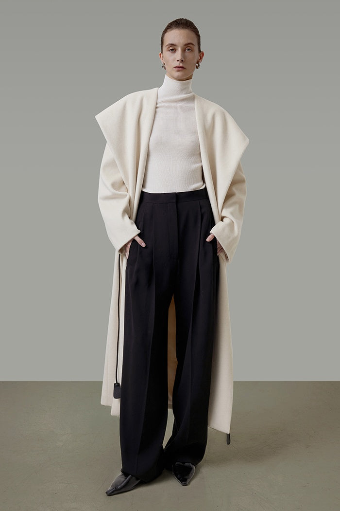 Timeless Wool Coat: Silent Power