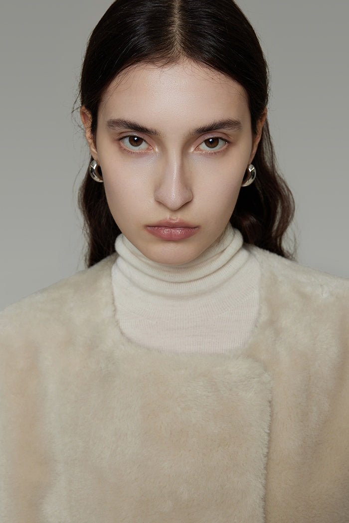 Plush Minimalist Effortless Outerwear