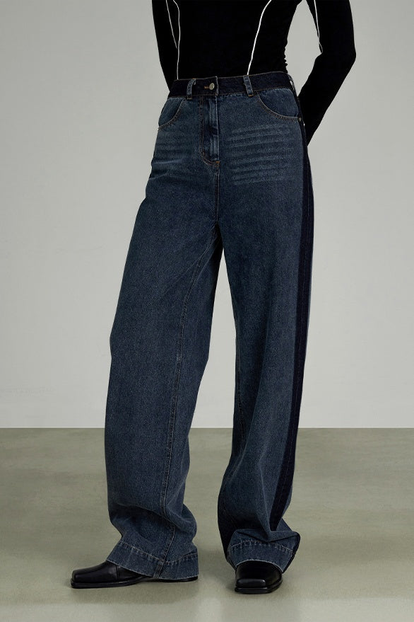 Timeless Wide-Leg Denim Structure