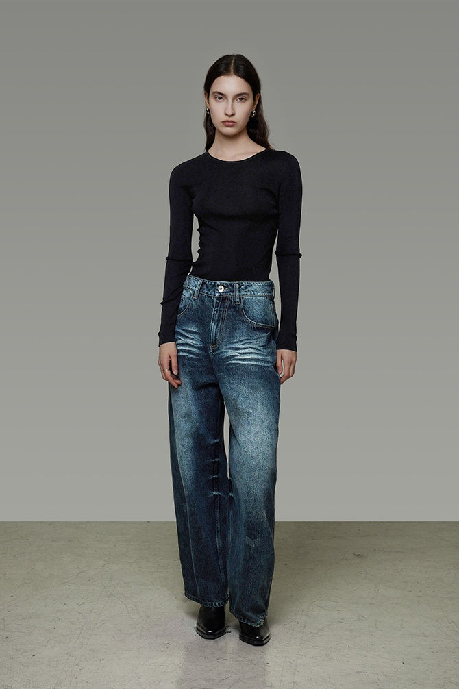 Timeless Retro Wide-Leg Jeans