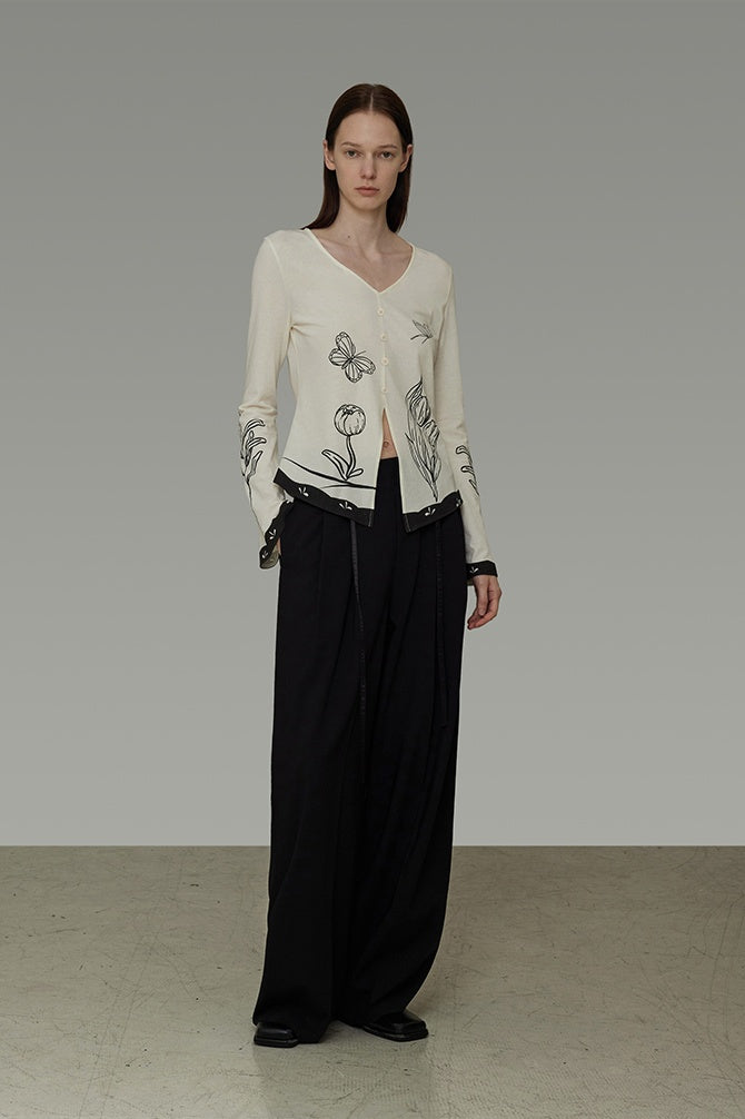 Artful Sketch V-Neck Knit Top