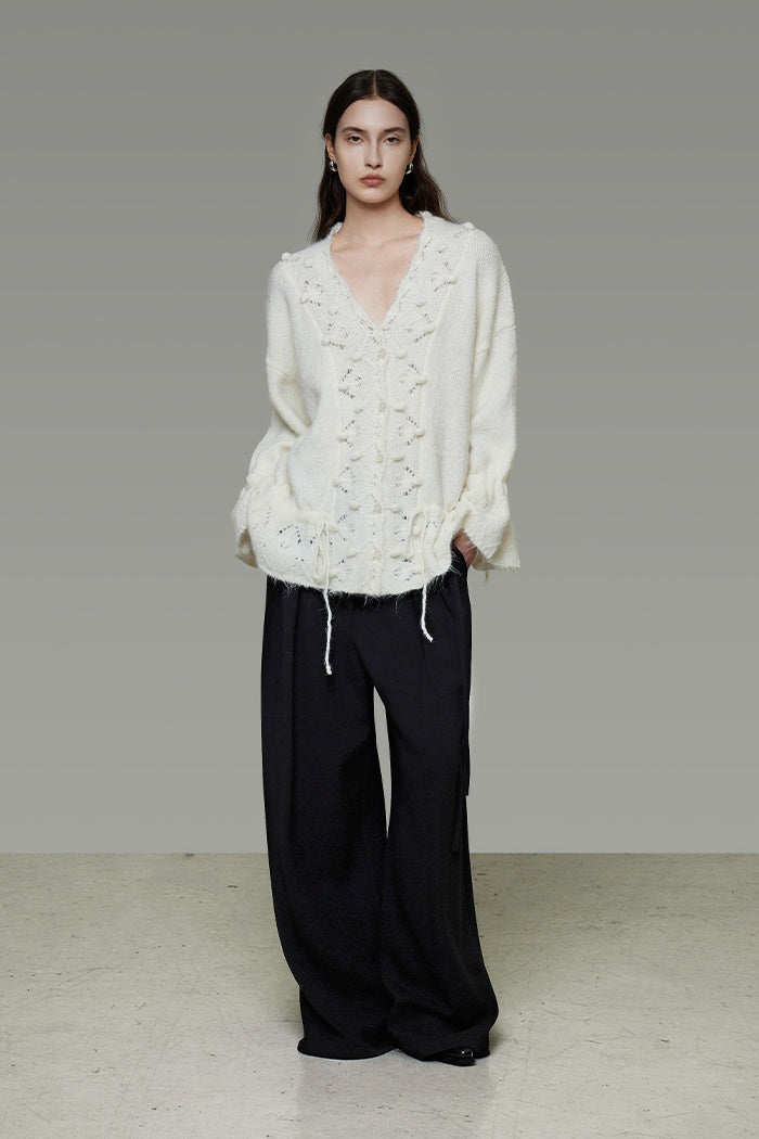 Chic V-Neck Wool Blend Knit