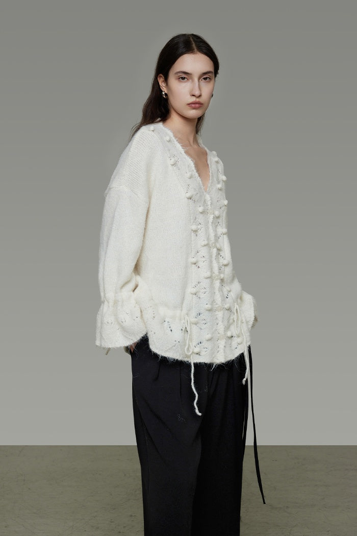 Chic V-Neck Wool Blend Knit