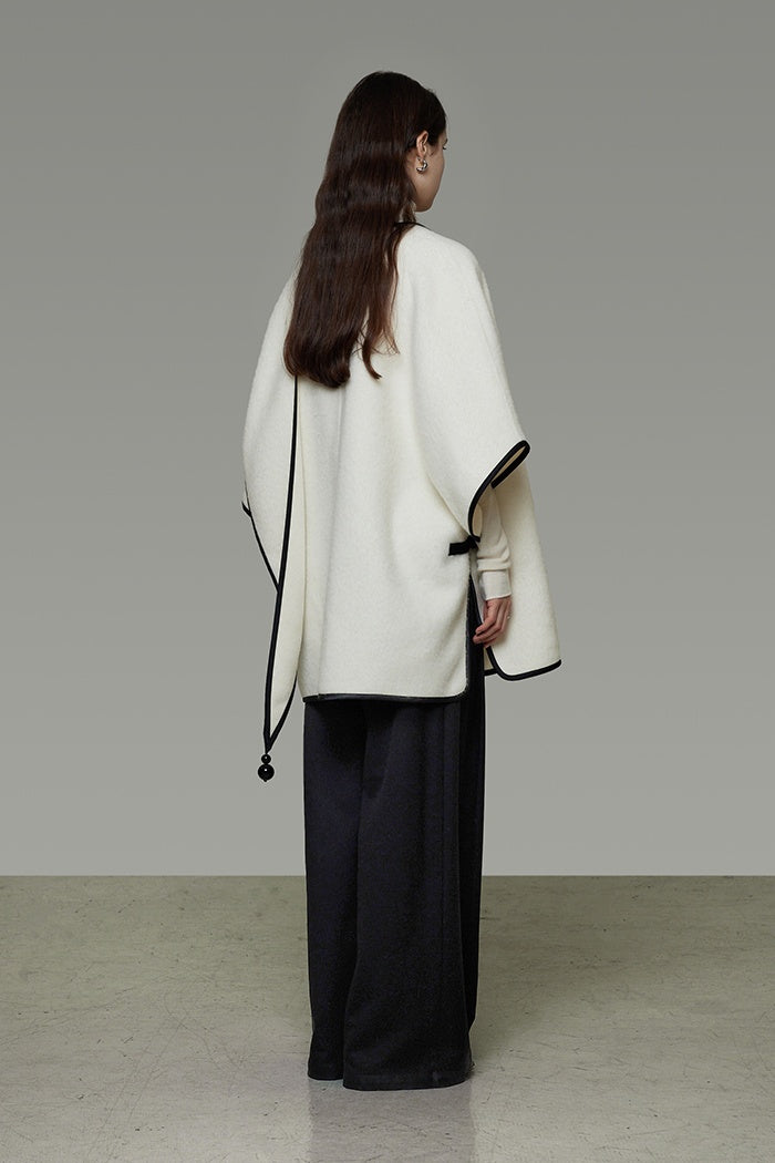 Sculpted Wool Coat: Quiet Elegance