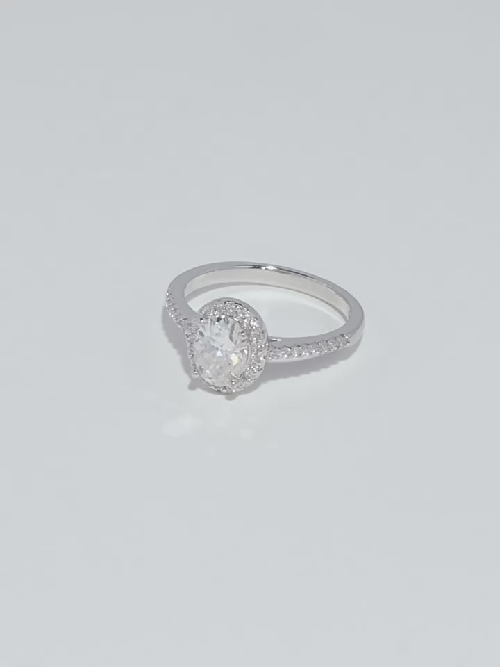 Oval Halo Ring Set