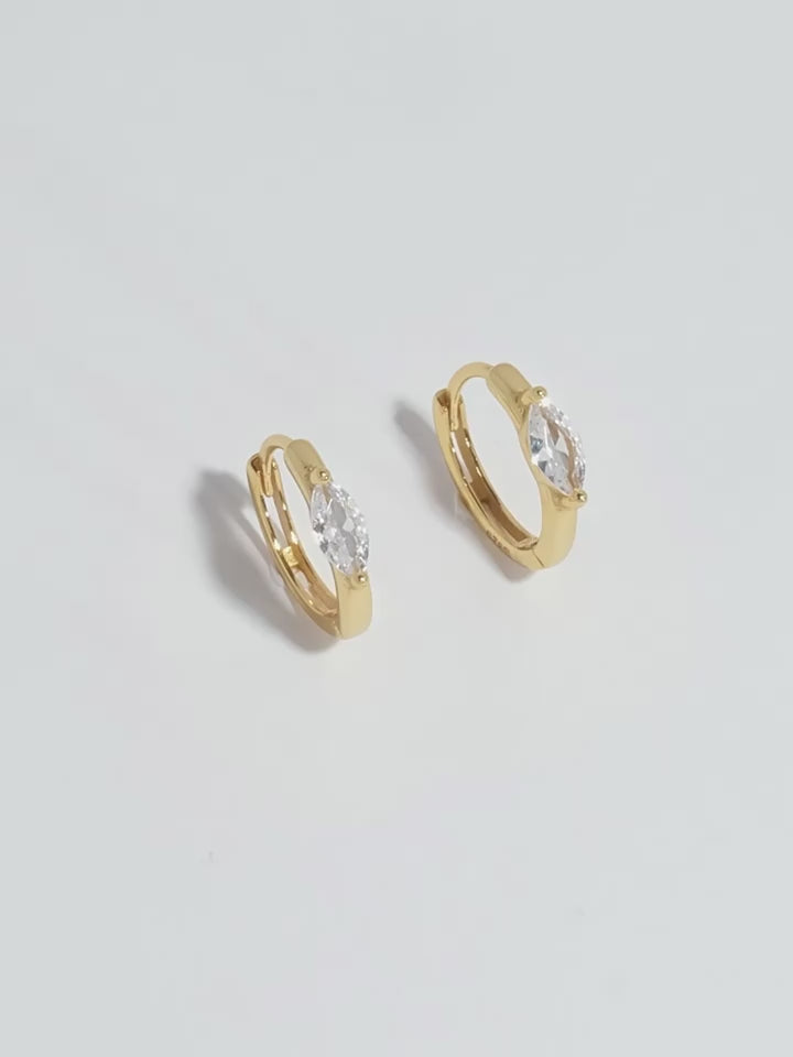 Oval Solitaire Huggies